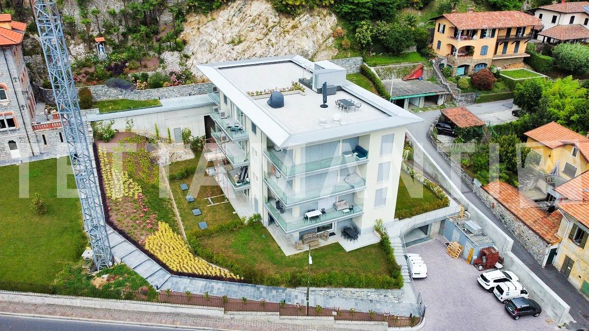 Appartamento nuovo in centro Menaggio con giardino