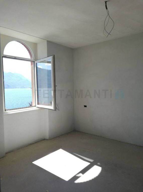 Menaggio appartamento villa storica