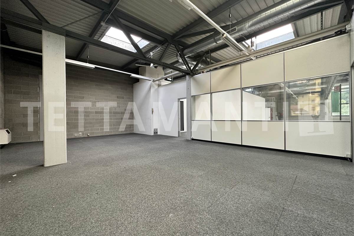 Ampi spazi commerciali