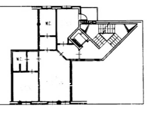 Bilocale con balcone e posto auto