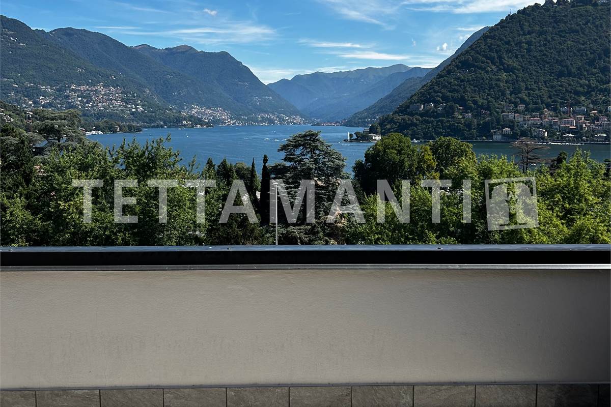 Como appartamento vista lago con terrazzo