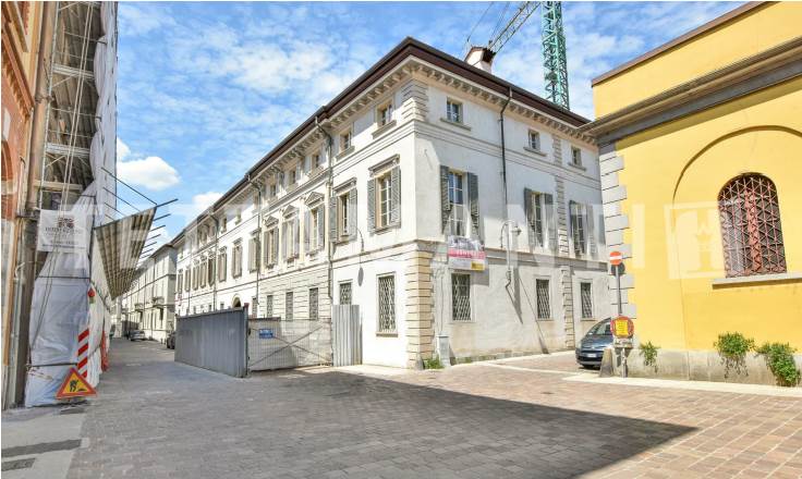 Lussuoso trilocale in centro storico