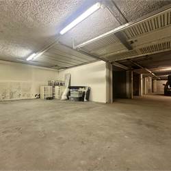 Garage di grandi dimensioni