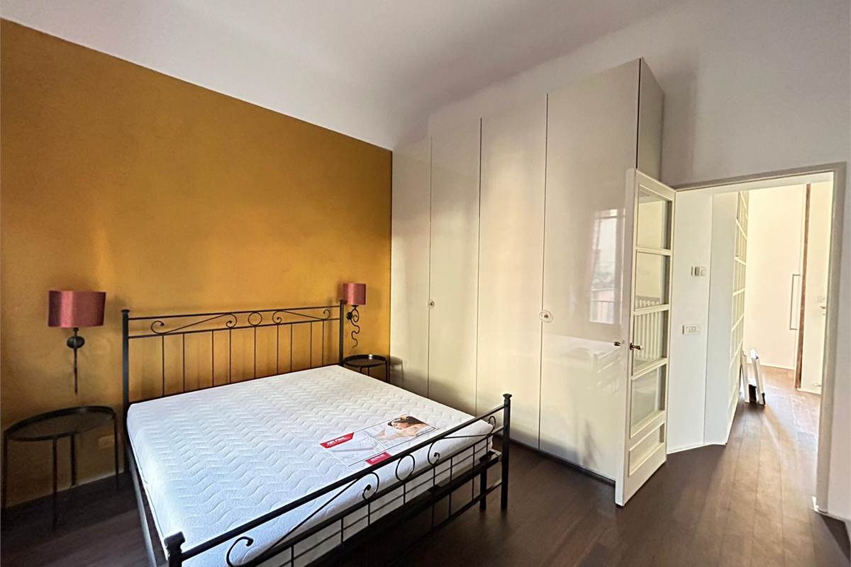 Moderno bilocale con balconi