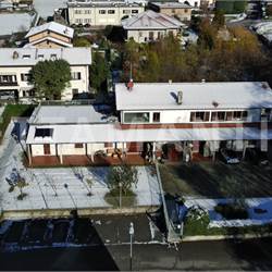 VILLA CON GIARDINO E AMPIO LABORATORIO ARTIGIANALE DIRETTAMENTE COLLEGATO ALL’ABITAZIONE