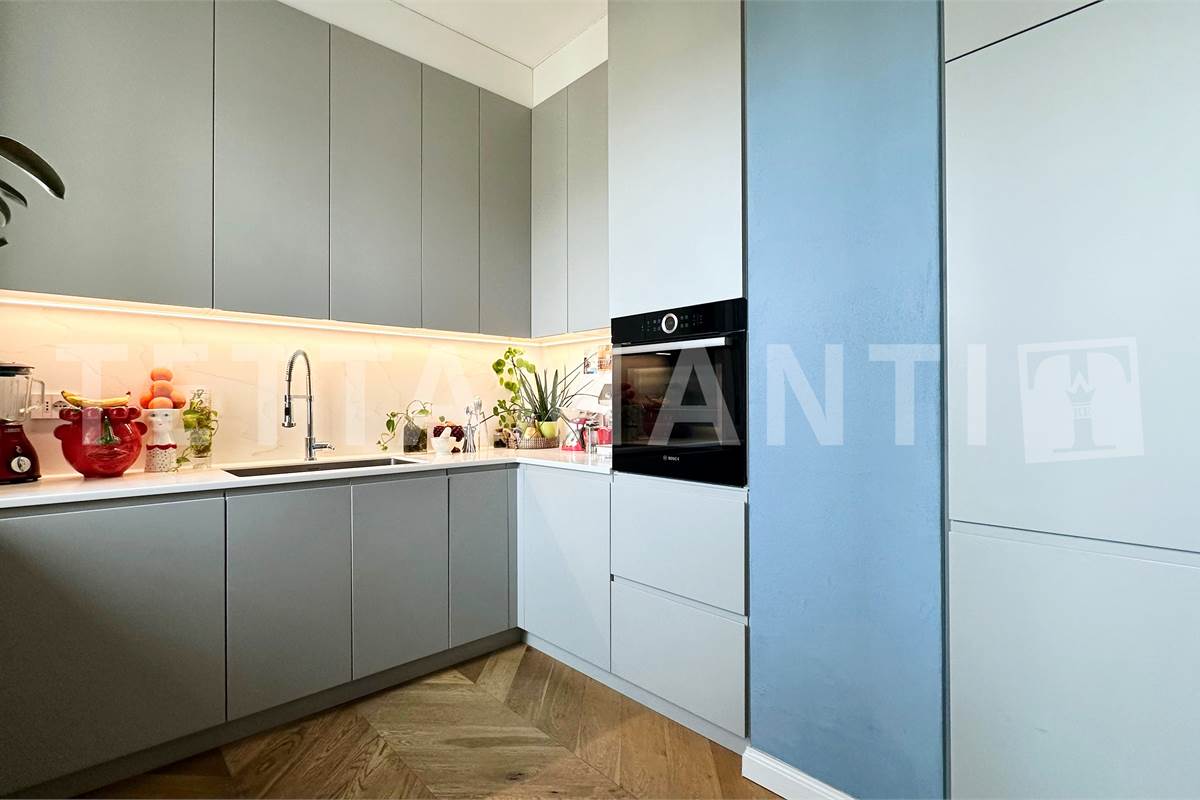 Appartamento ristrutturato a due passi dal lago