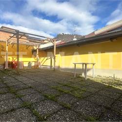 Ampio appartamento con terrazzo