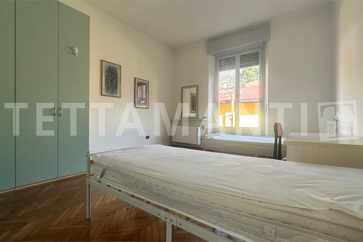 Ampio appartamento con terrazzo