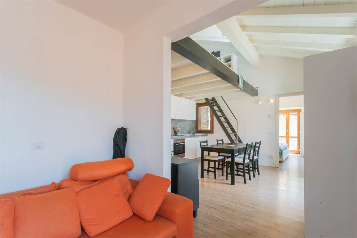 Blevio Lago di Como ampio bilocale indipendente 