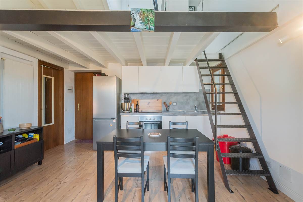 Blevio Lago di Como ampio bilocale indipendente 