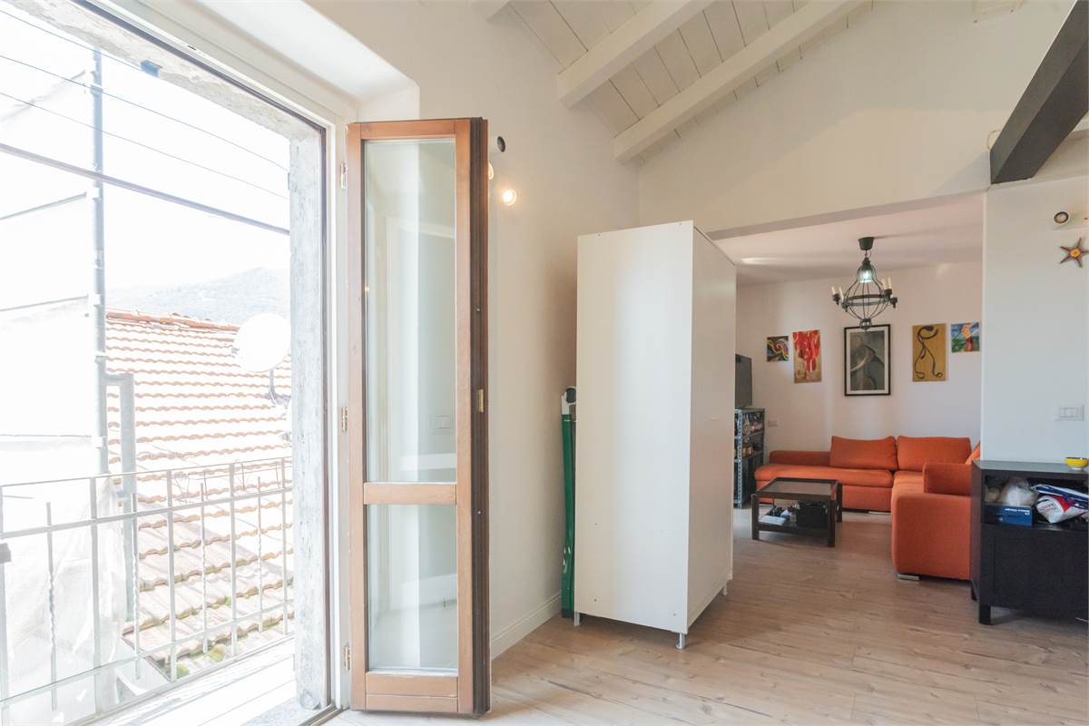 Blevio Lago di Como ampio bilocale indipendente 