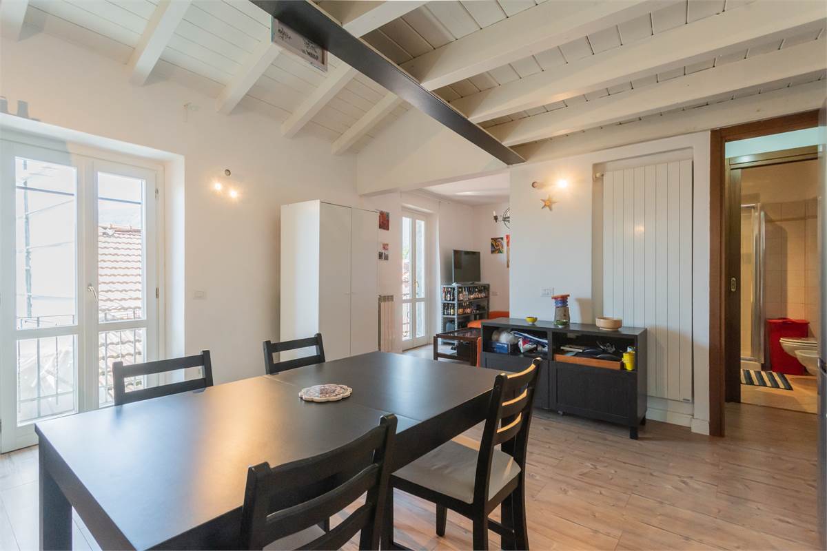 Blevio Lago di Como ampio bilocale indipendente 