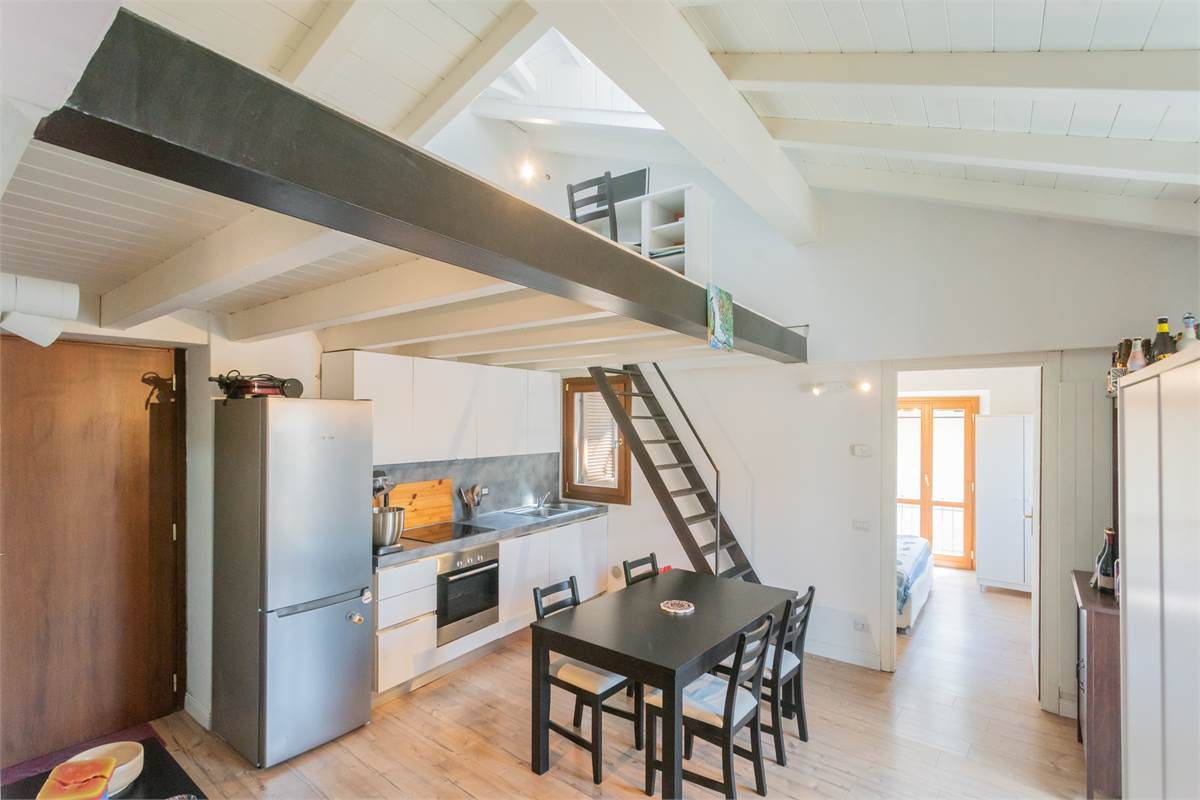 Blevio Lago di Como ampio bilocale indipendente 