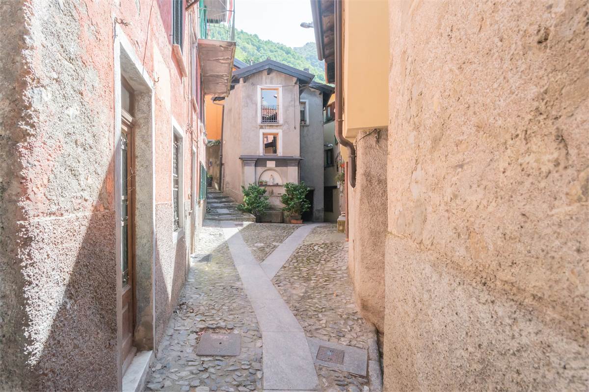 Blevio Lago di Como ampio bilocale indipendente 