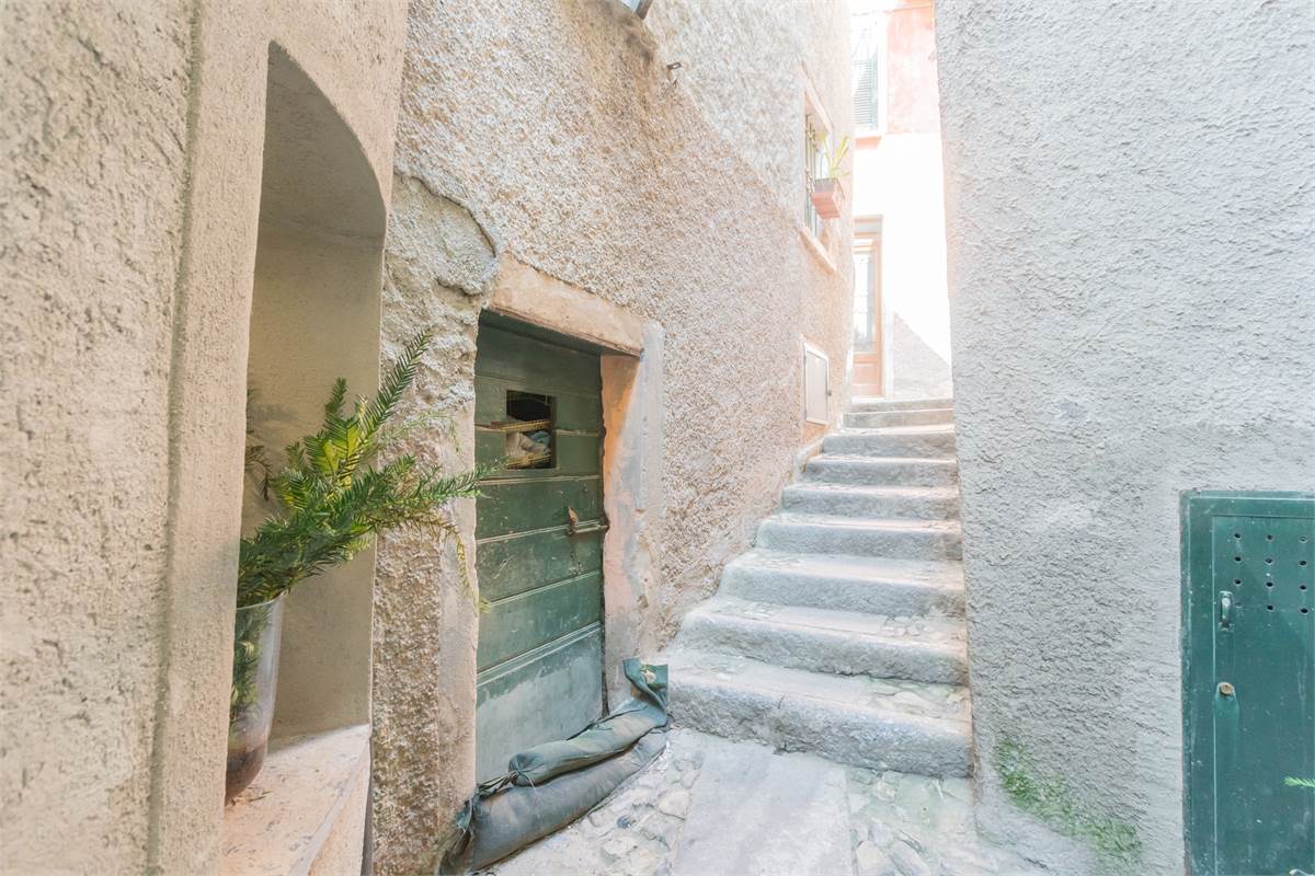 Blevio Lago di Como ampio bilocale indipendente 