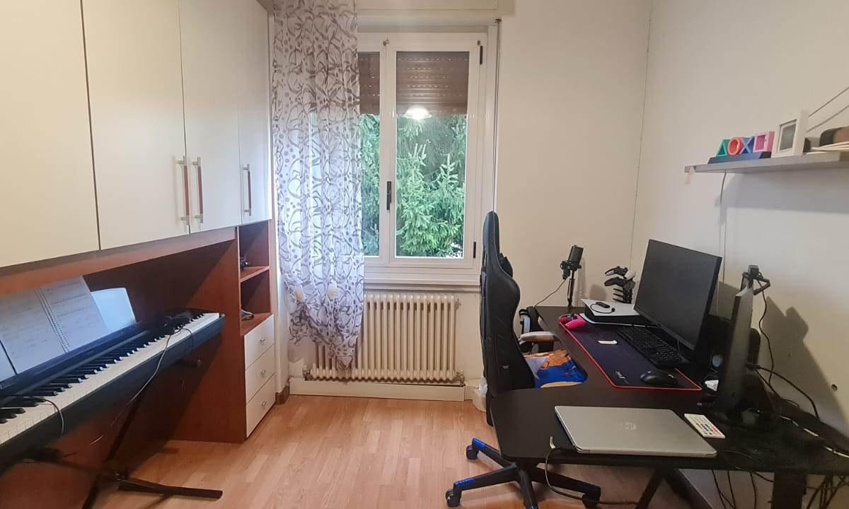 Albate piccolo trilocale