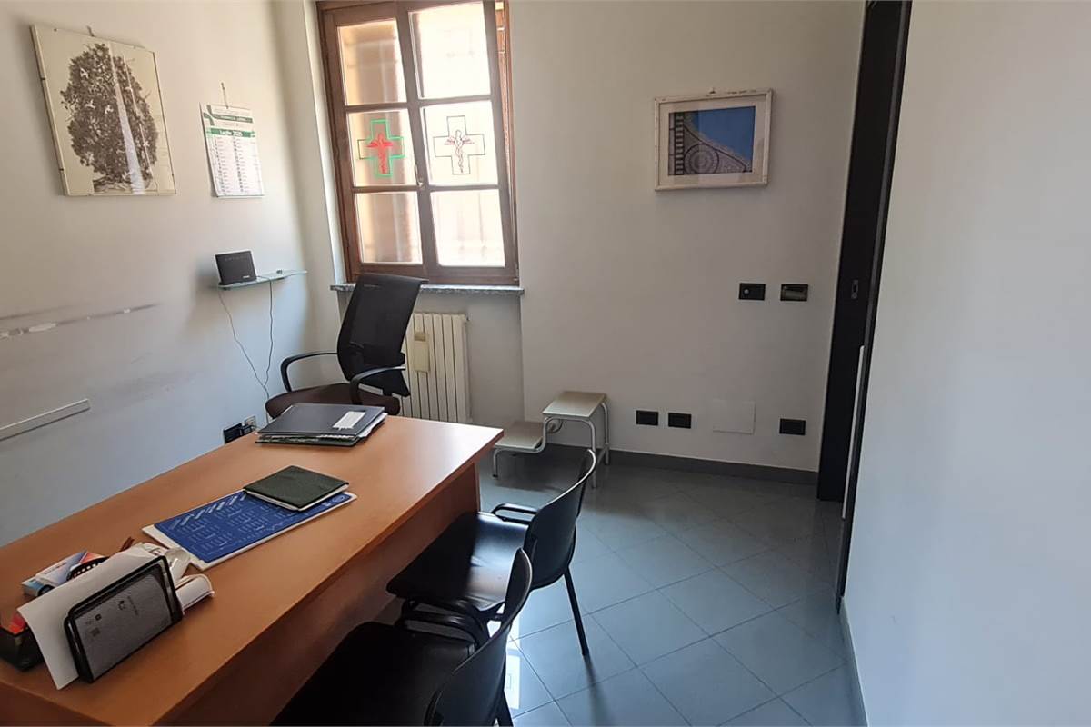 Bulgarograsso ufficio a reddito