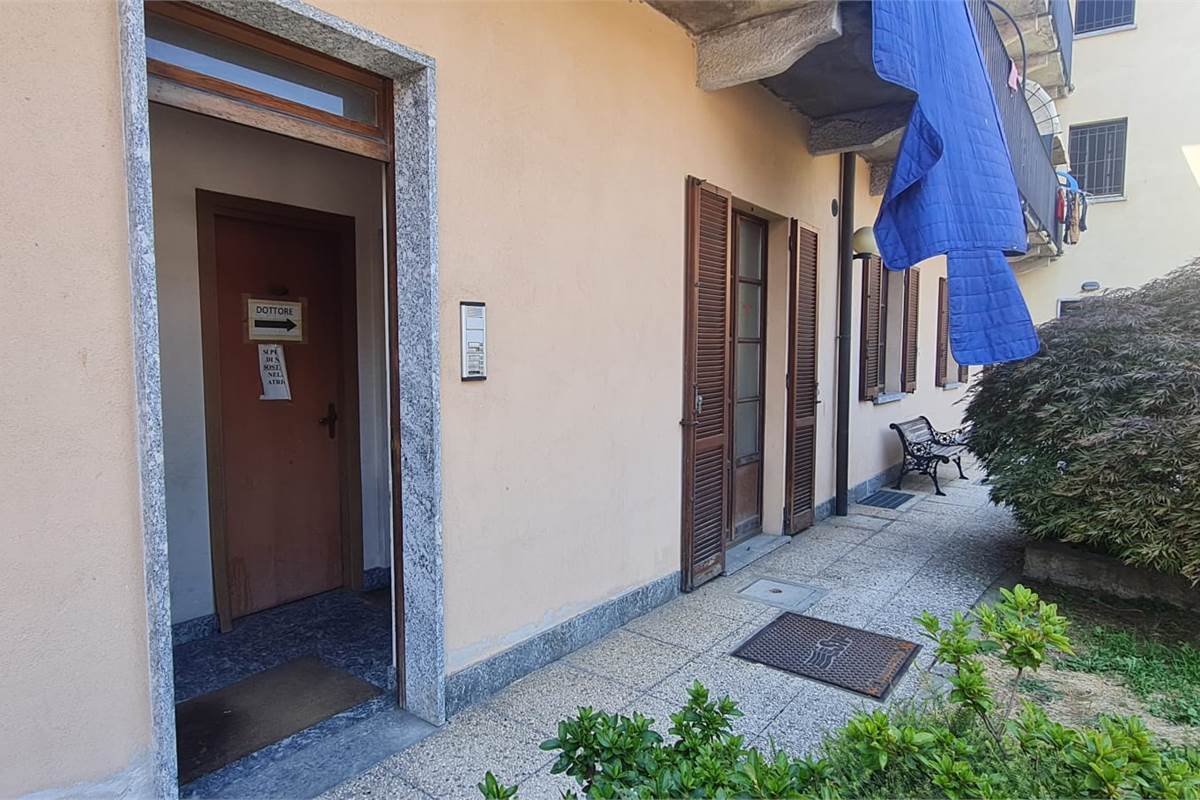 Bulgarograsso ufficio a reddito