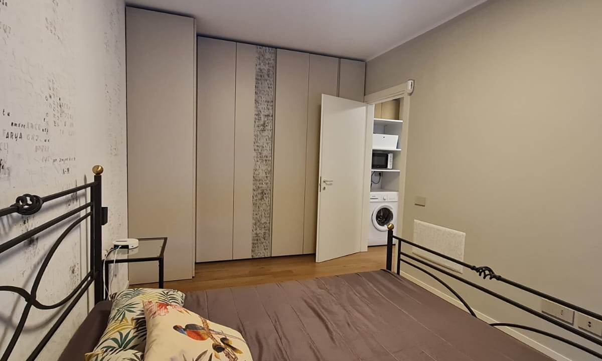 Affitto bilocale arredato di pregio