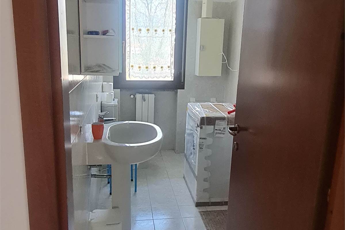 Bizzarone trilocale con box