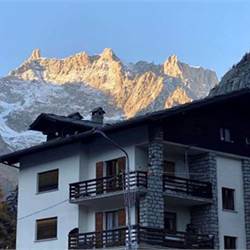 COURMAYEUR - Vicinanze Via Roma