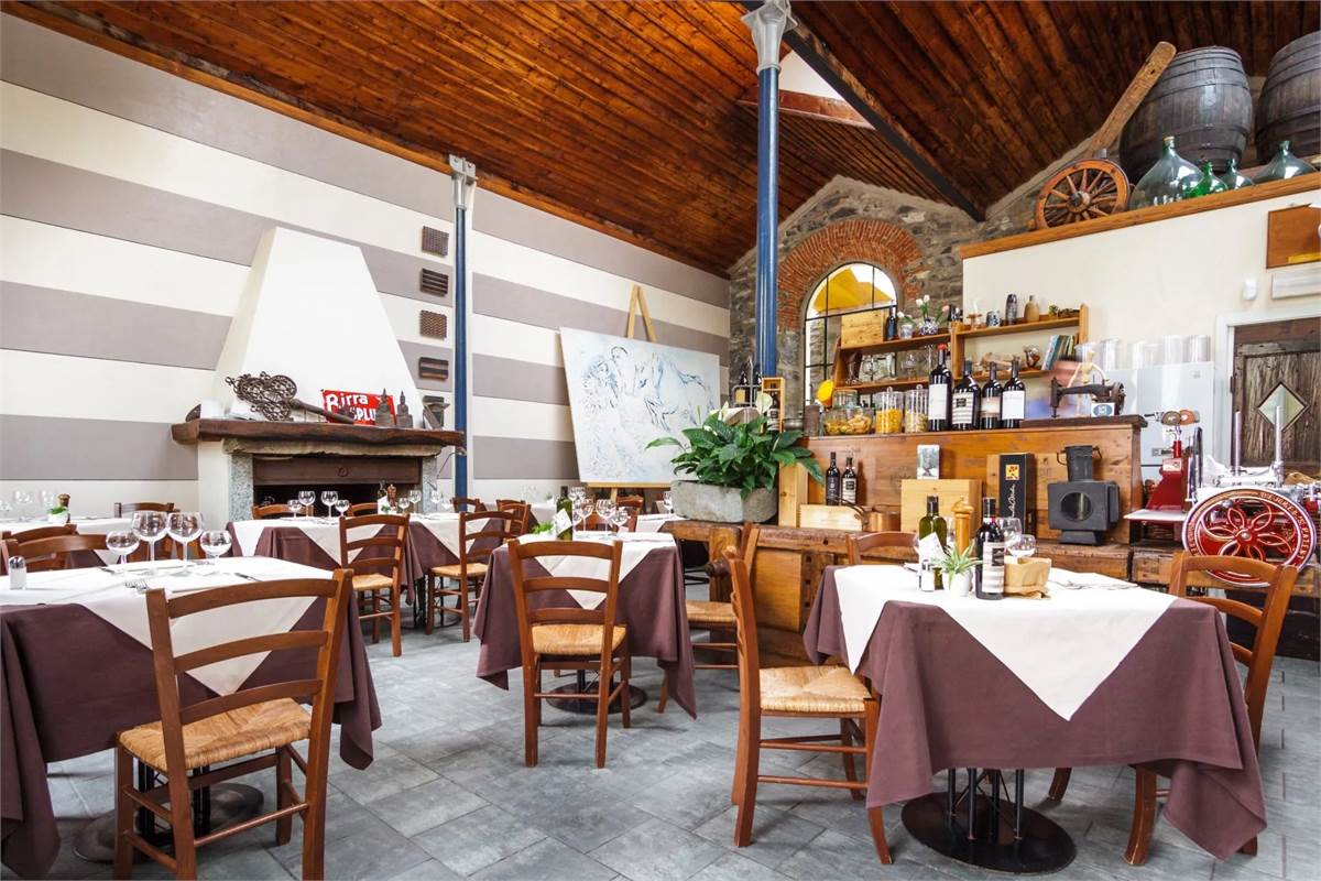 Laglio  Lago di Como  Incantevole Hotel Ristorante