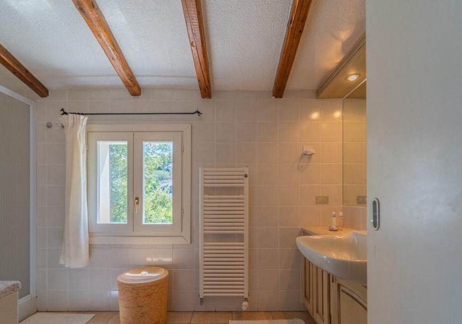 Villa di pregio con stupenda vista mare