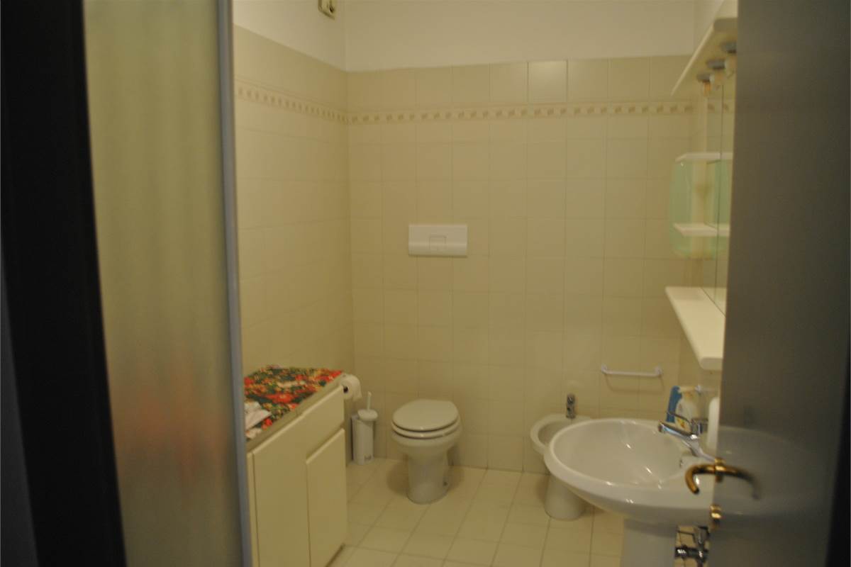 ERBA (CO) Via Turati