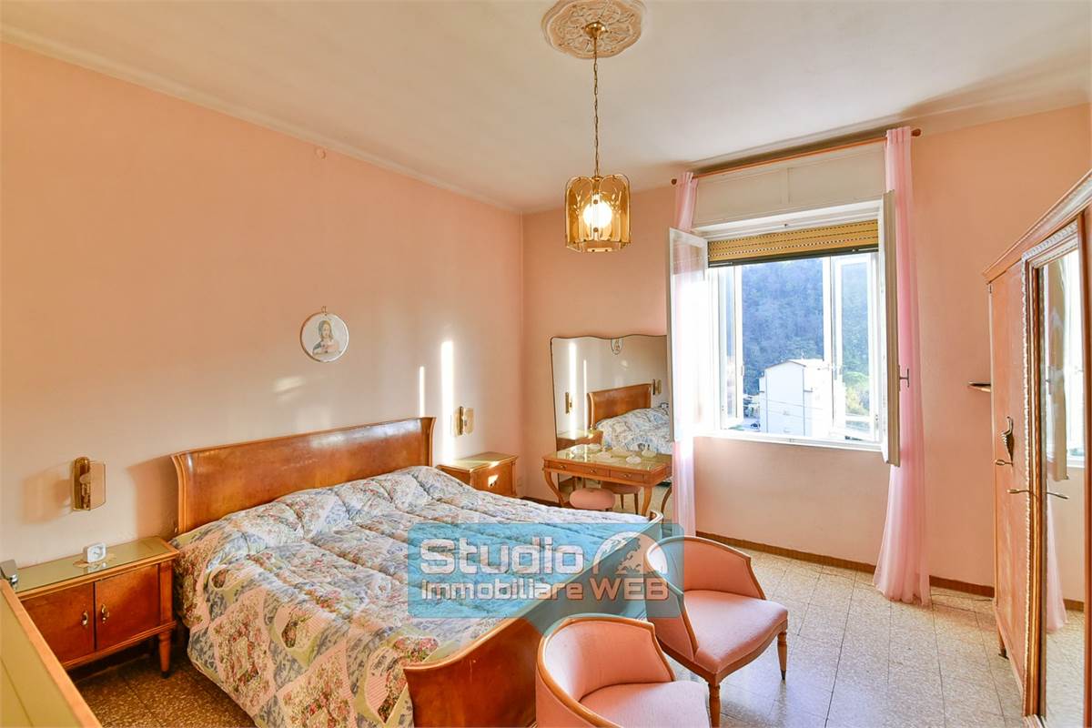 VILLETTA SINGOLA CON GIARDINO