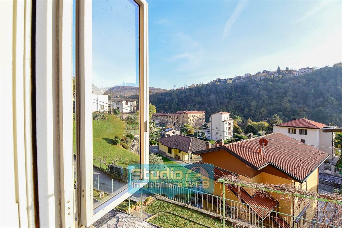 VILLETTA SINGOLA CON GIARDINO