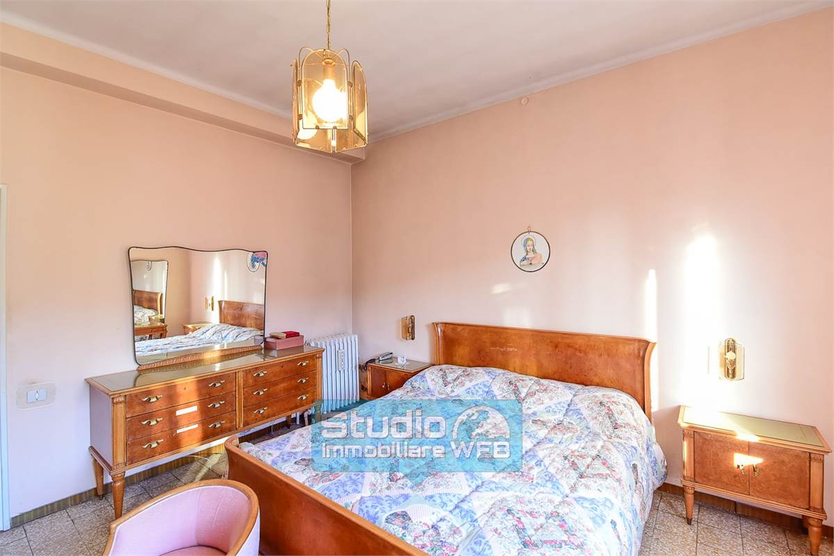 VILLETTA SINGOLA CON GIARDINO