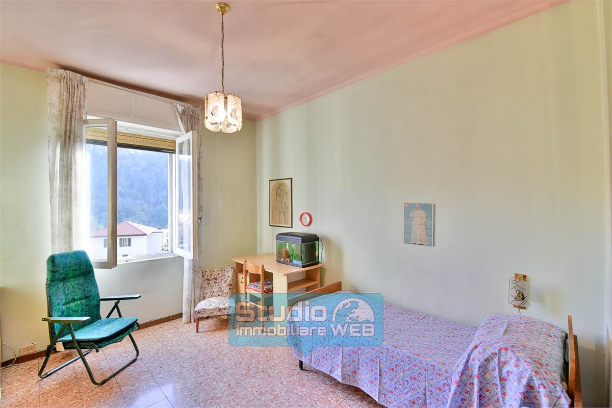 VILLETTA SINGOLA CON GIARDINO