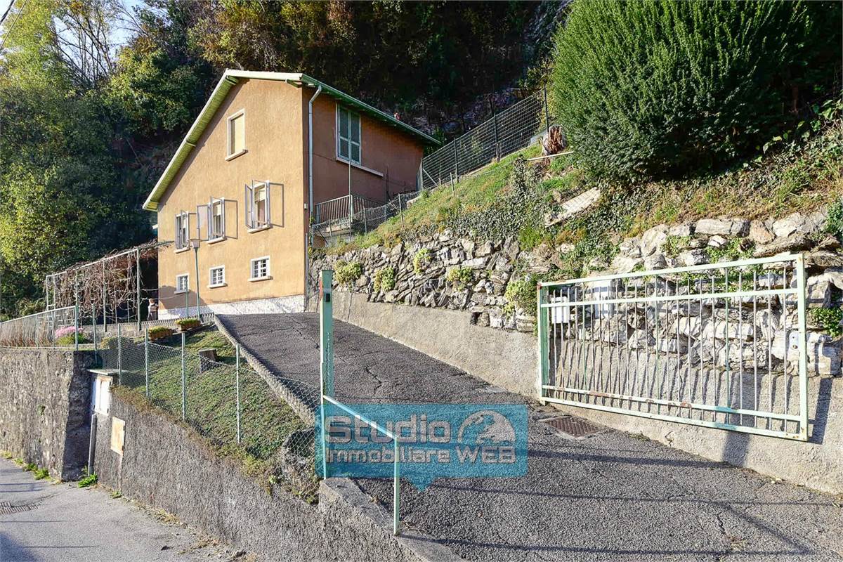 VILLETTA SINGOLA CON GIARDINO