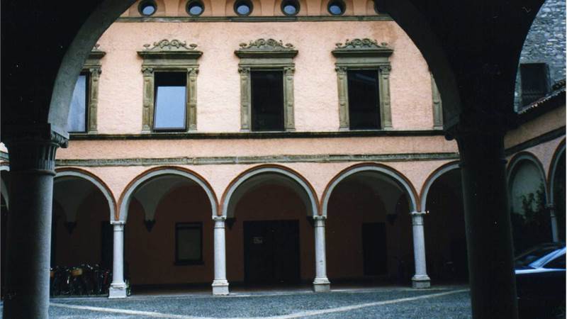 COMO -  Vicinanze DUOMO