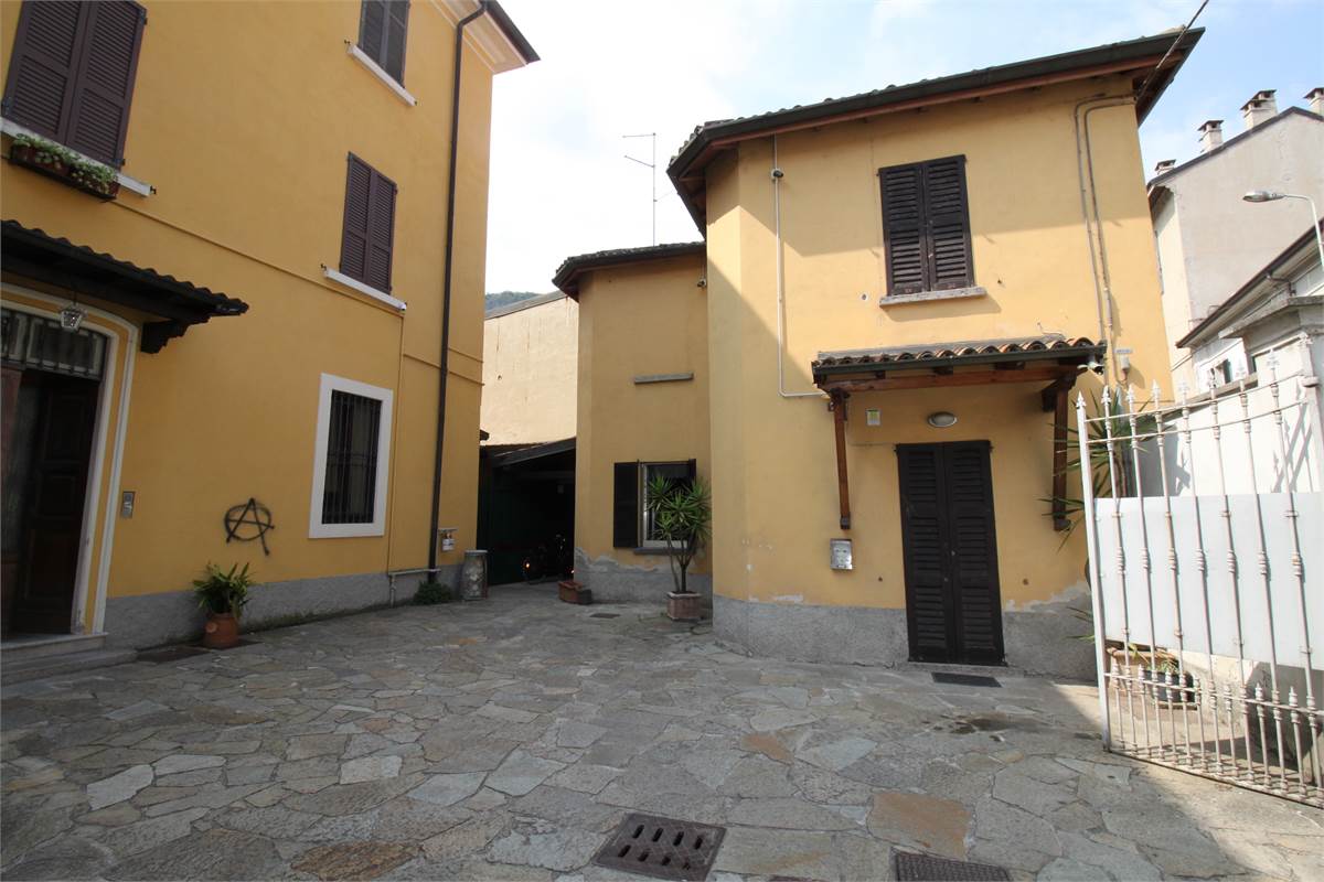 TRILOCALE IN CENTRO 
