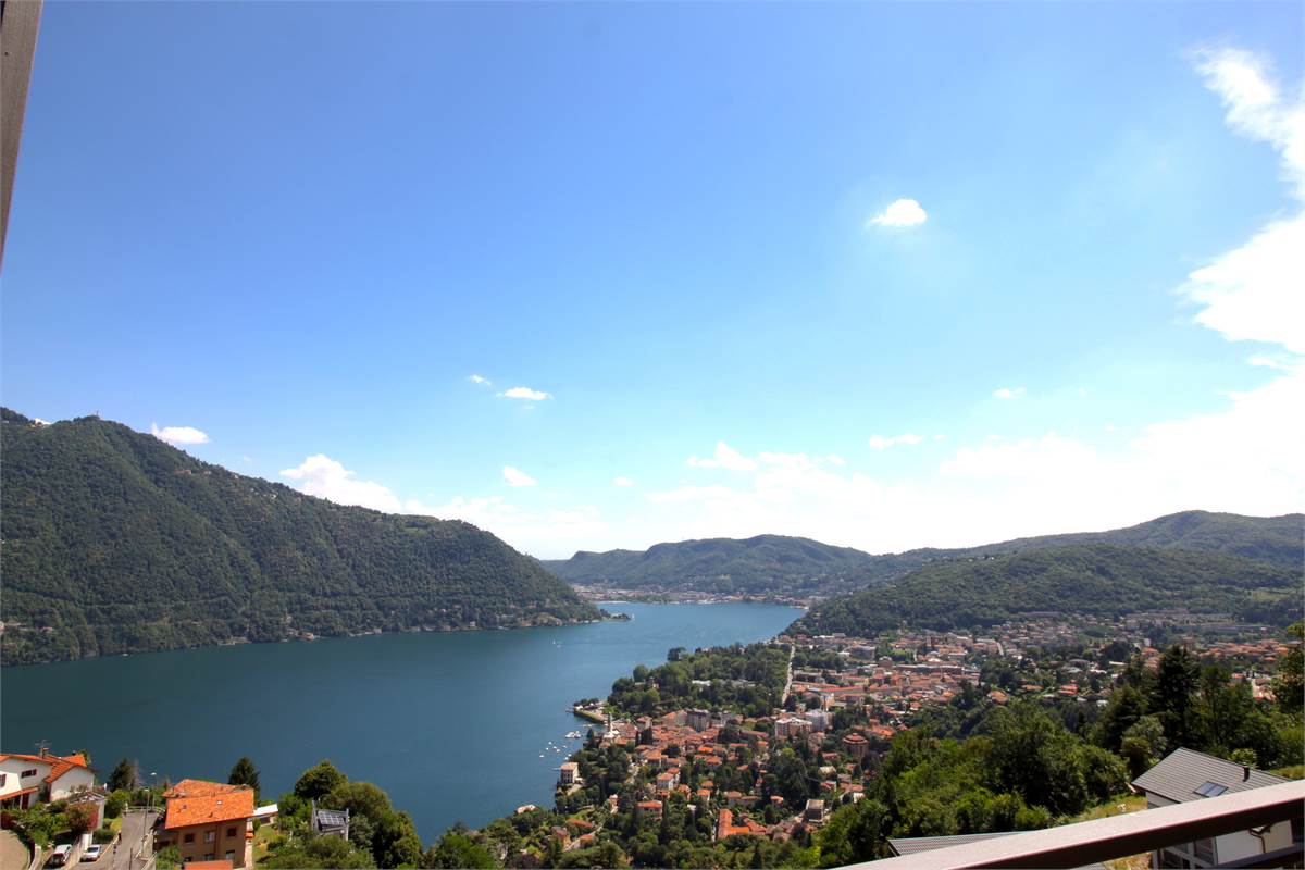 QUADRILOCALE VISTA LAGO