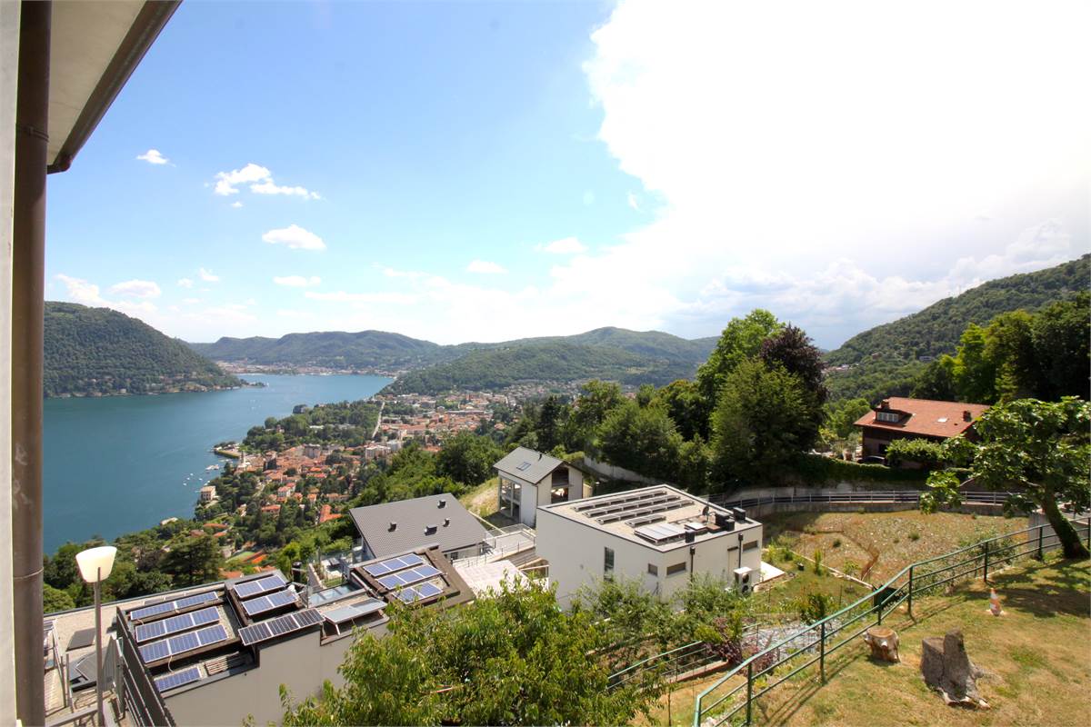 QUADRILOCALE VISTA LAGO