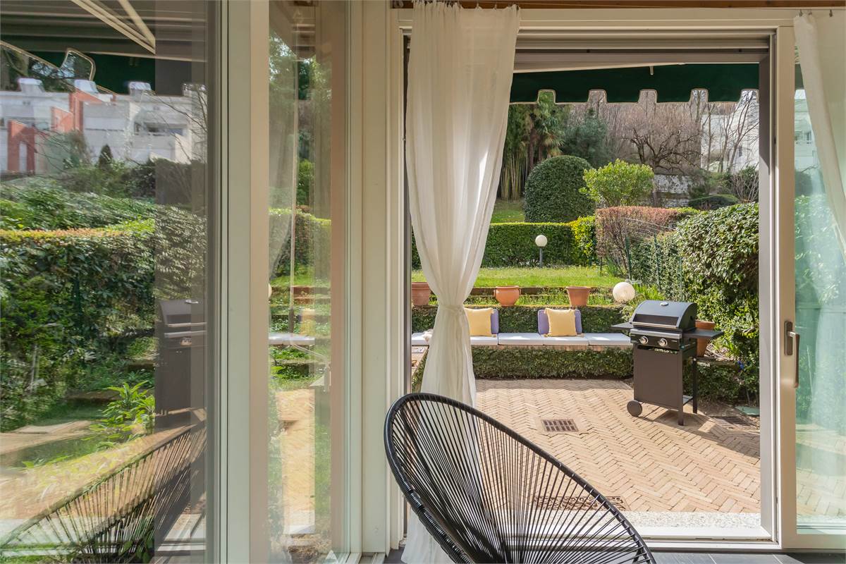 BILOCALE CON GIARDINO PRIVATO E POSSIBIITA' BOX