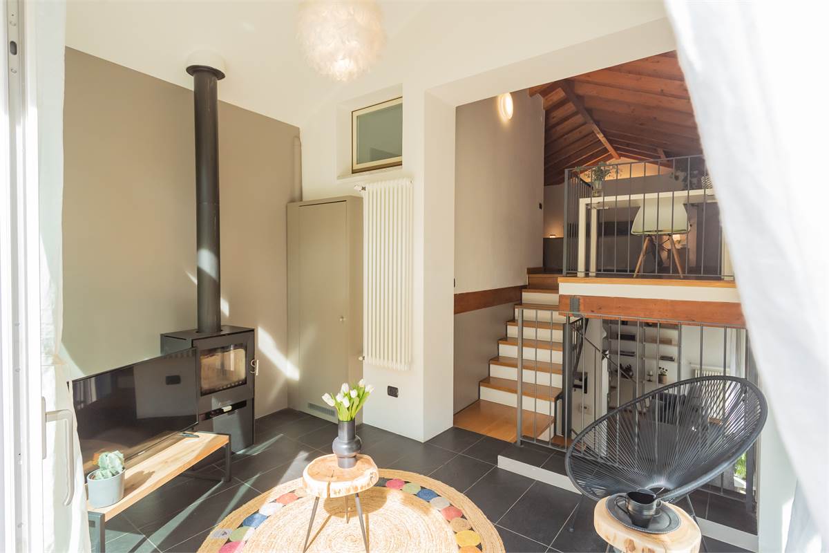 BILOCALE CON GIARDINO PRIVATO E POSSIBIITA' BOX