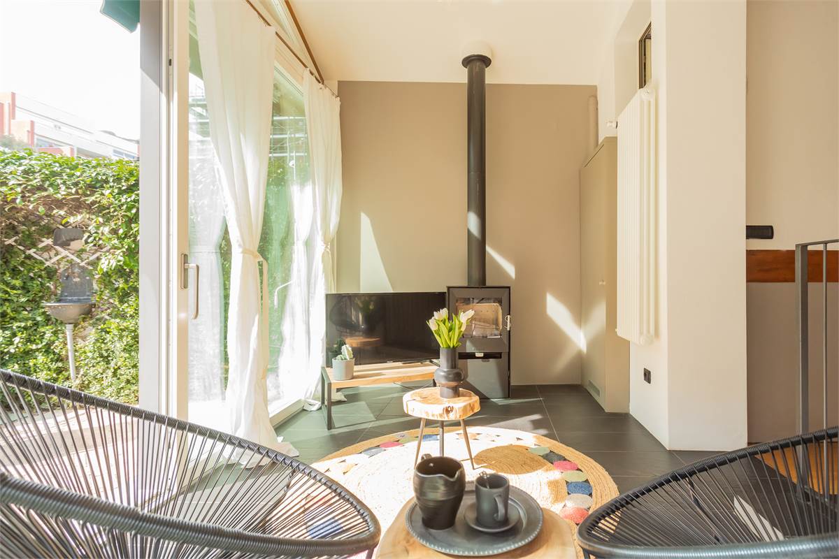 BILOCALE CON GIARDINO PRIVATO E POSSIBIITA' BOX