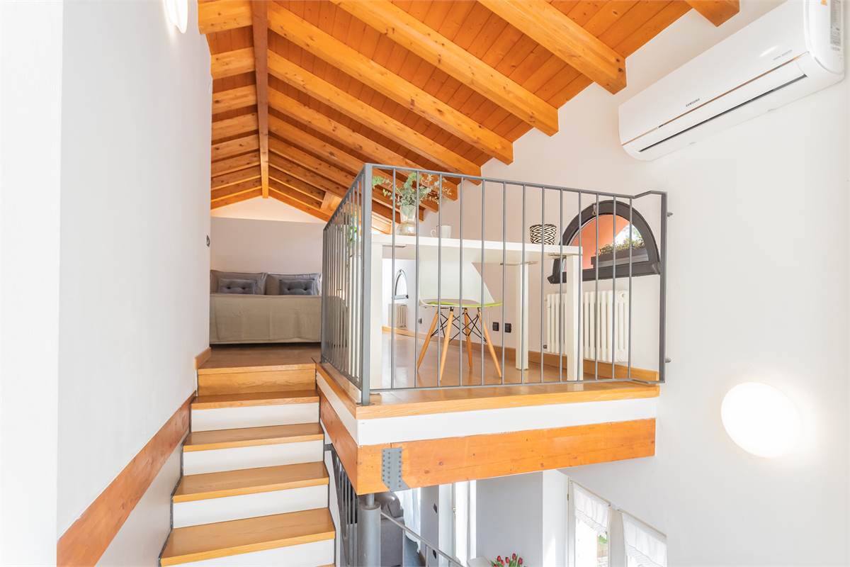 BILOCALE CON GIARDINO PRIVATO E POSSIBIITA' BOX