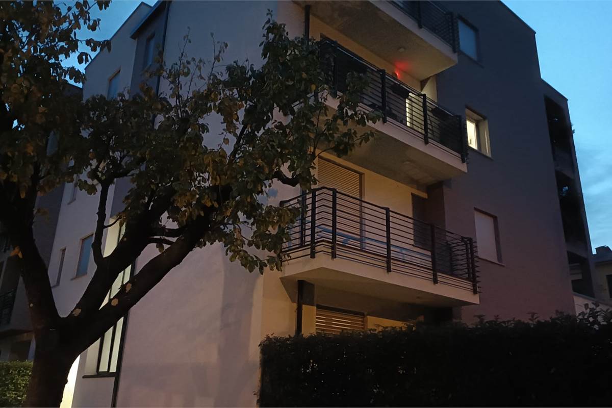 NUOVO QUADRILOCALE CON TERRAZZO E BOX CERNOBBIO