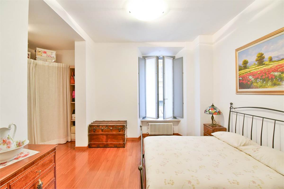 APPARTAMENTO SIGNORILE - VALDUCE - COMO