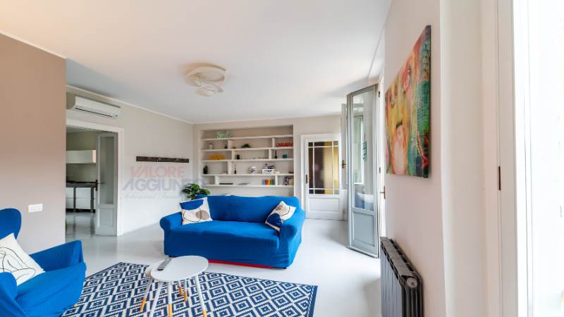 GRANDE APPARTAMENTO CON BOX - CENTRO - COMO  