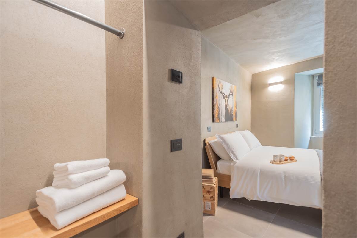 CARATE URIO: AFFITTO TRANSITORIO FINO AL 31 MARZO