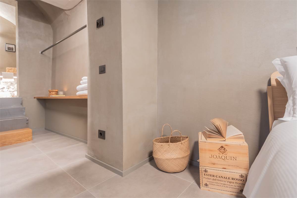 CARATE URIO: AFFITTO TRANSITORIO FINO AL 31 MARZO