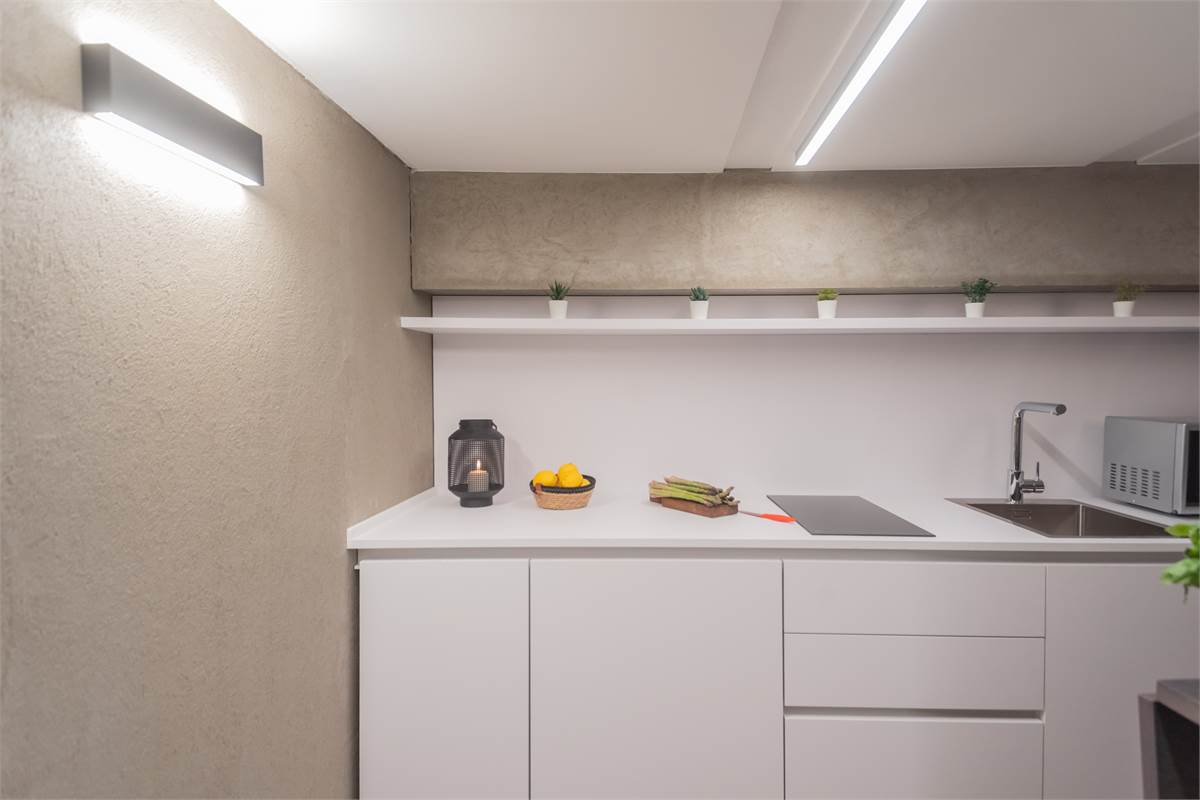 CARATE URIO: AFFITTO TRANSITORIO FINO AL 31 MARZO