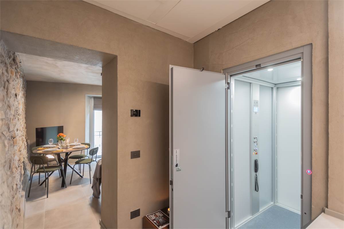 CARATE URIO: AFFITTO TRANSITORIO FINO AL 31 MARZO