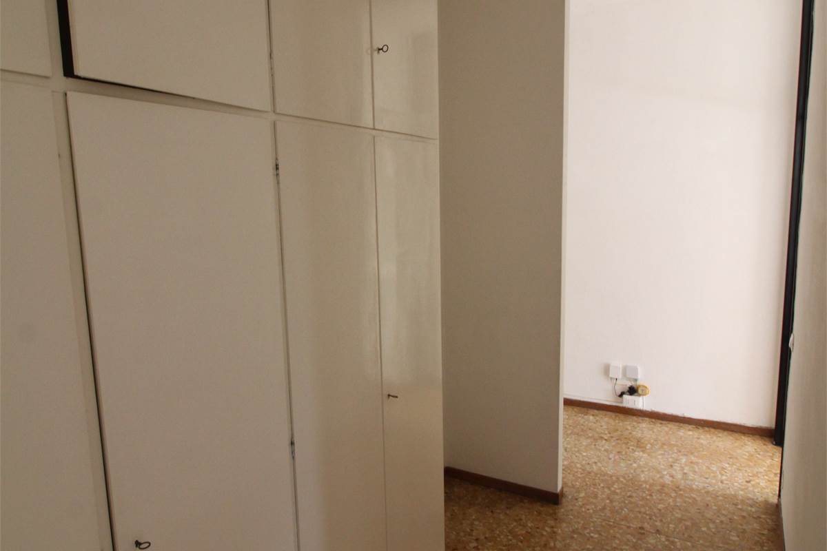 APPARTAMENTO TRILOCALE - ZONA BORGHI - COMO