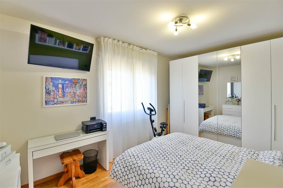 ESCLUSIVO TRILOCALE CON TERRAZZO E BOX